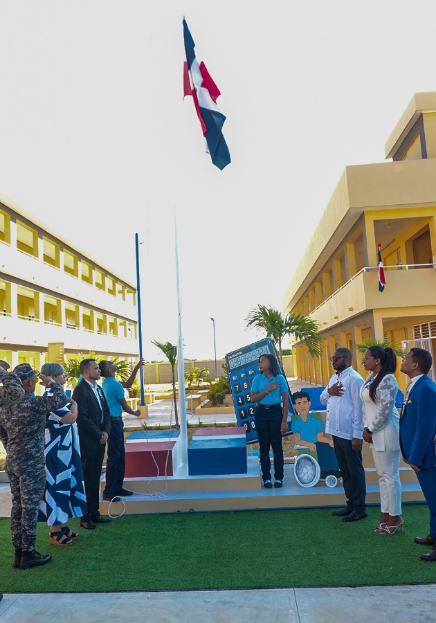 Subiendo bandera